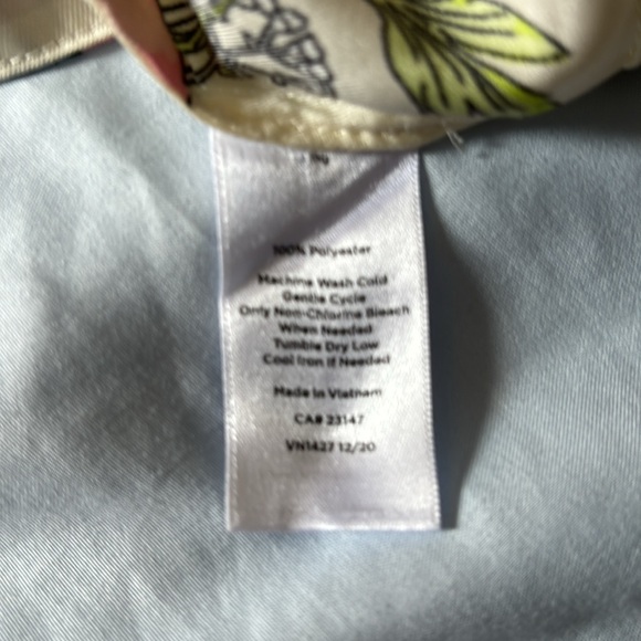 Talbots Sleeveless Blouse - Picture 3 of 8